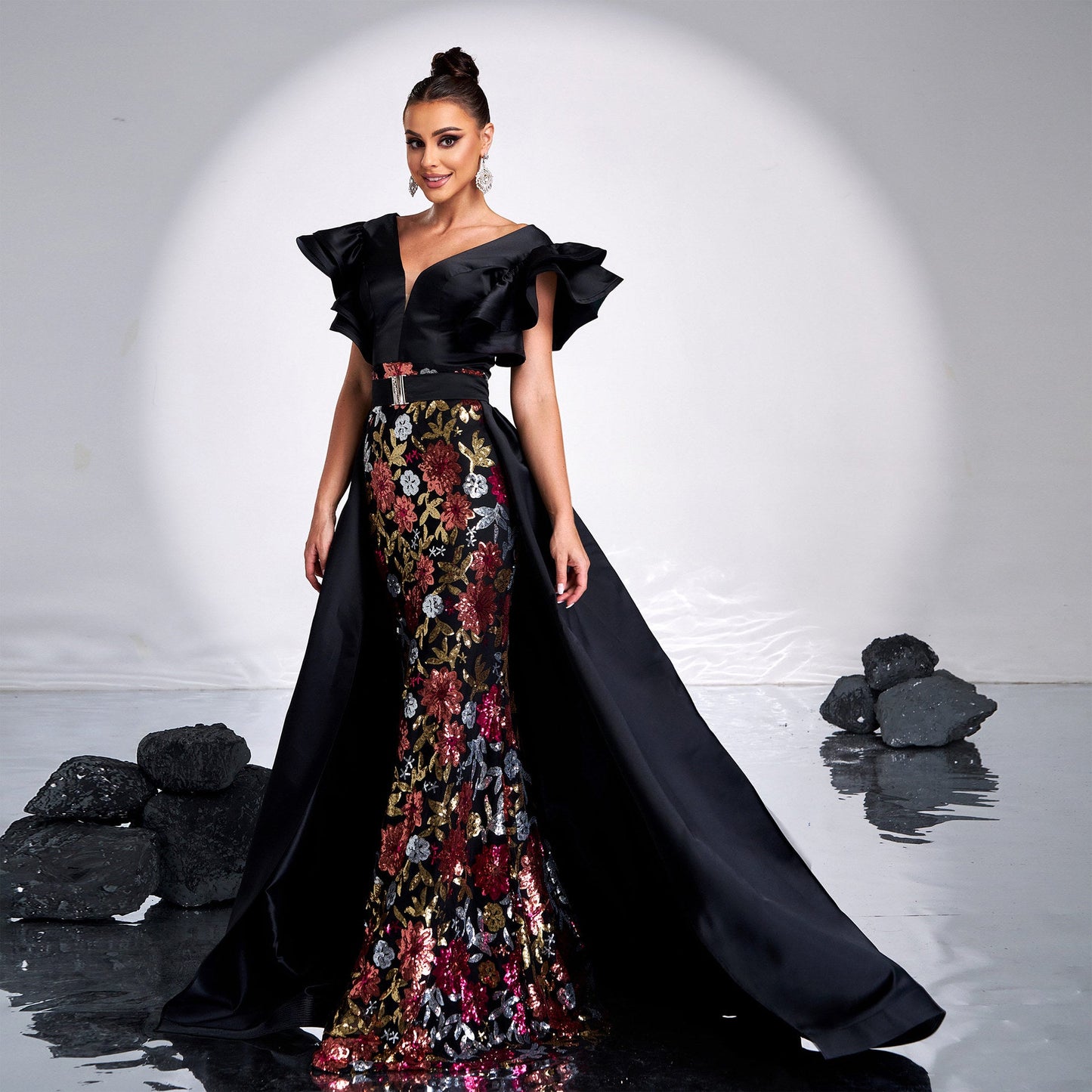 Slim Fit Sheath Elegant Sequined Fishtail Evening Dress